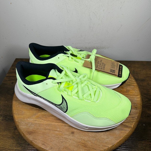 Nike Legend Essential 3 Barely Volt Athletic Shoes DM1120-700 Size 11